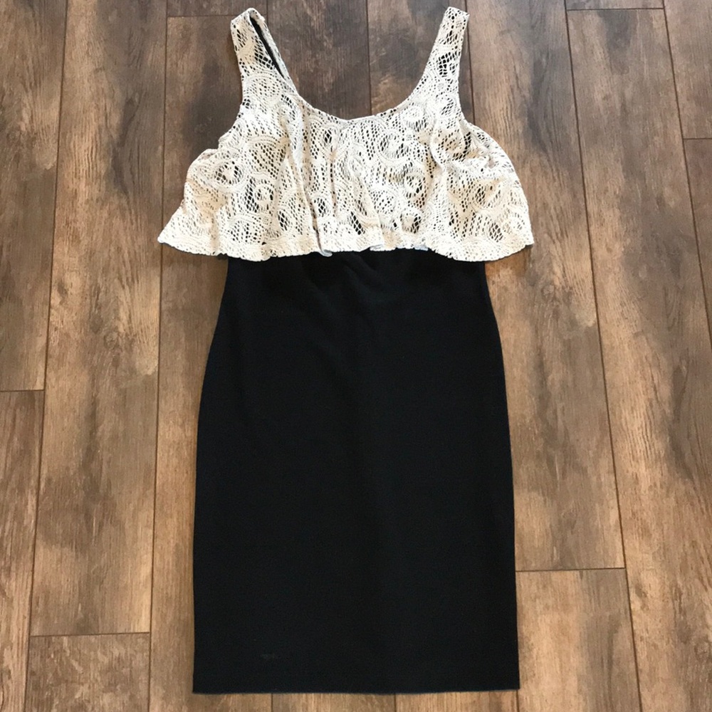 Sunny and 74 XS Lace Cocktail/Sun Dress